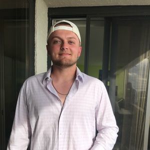 Meet your Posher, Bill